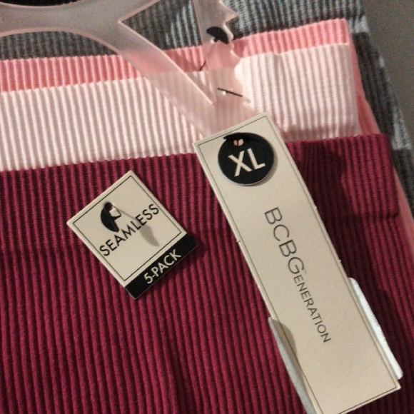 BCBGeneration Ribbed Boxer Shorts Set - Picture 3 of 6